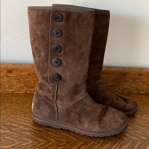 Ugg Lo ProbButton Boots 8.5-9